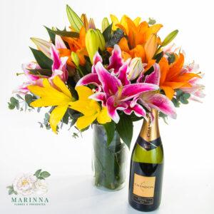 Magnifico Arranjo de Lírios Colorido Com Chandon