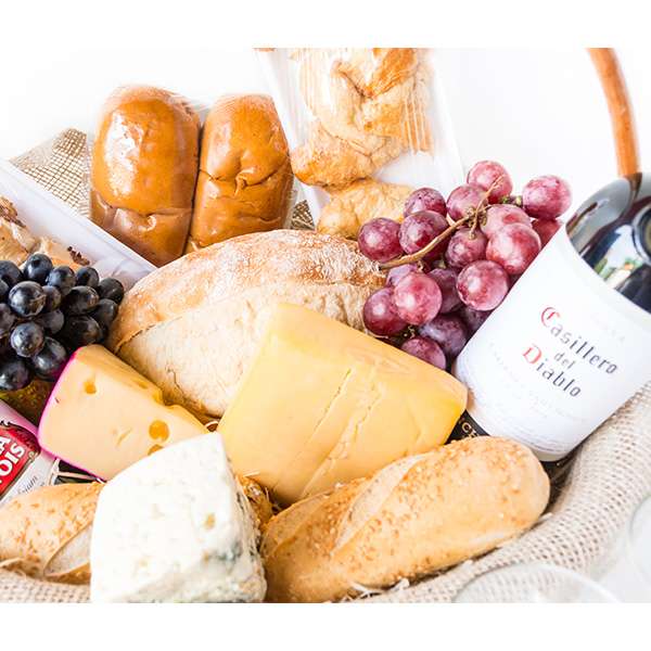 Cesta de Queijos e Vinhos - Imagem 2