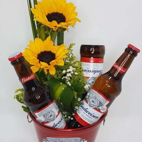 Balde de Cervejas Budweiser com Girassóis - Imagem 2