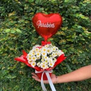 Vaso de Margaridas com Balão