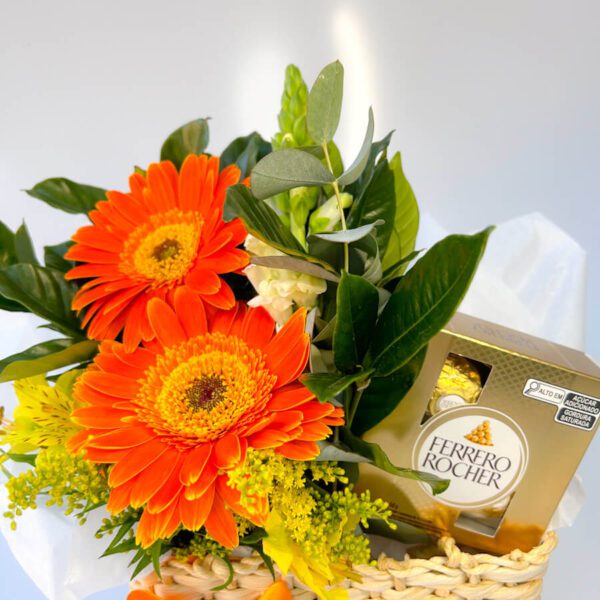 Bolsa de Gérberas com Ferrero rocher - Imagem 2