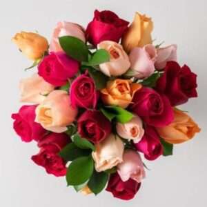 Buquê com 24 Rosas Coloridas