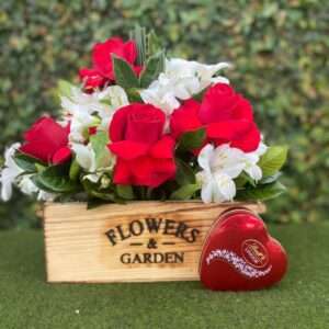 Arranjo Garden Love – Rosas Colombianas com Lindt Coração