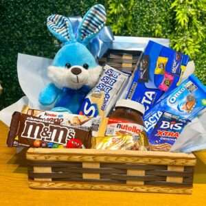 Cesta De Chocolates com Coelhinho